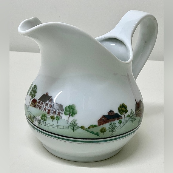 Rare Vintage Discontinued Antique 1978 ESTEE LAUDER PORCELAIN Pitcher - Picture 9 of 16